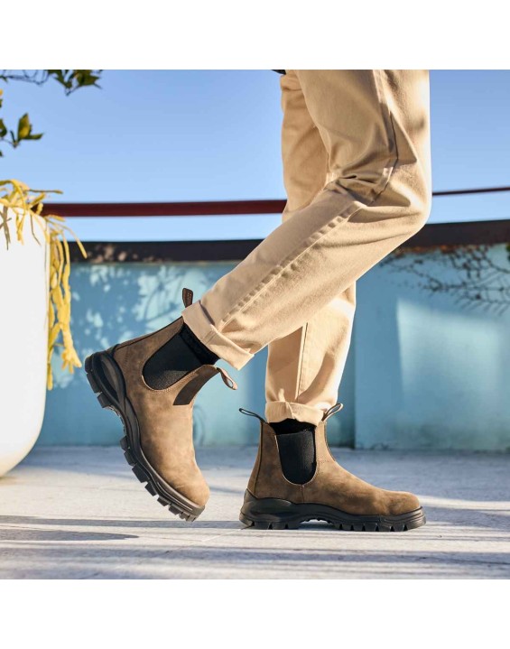 Men's Lug Chelsea Boots - Rustic Brown