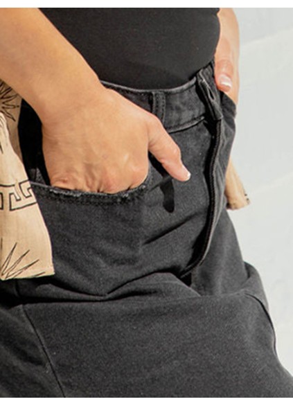 Black Slim Fit Skirt