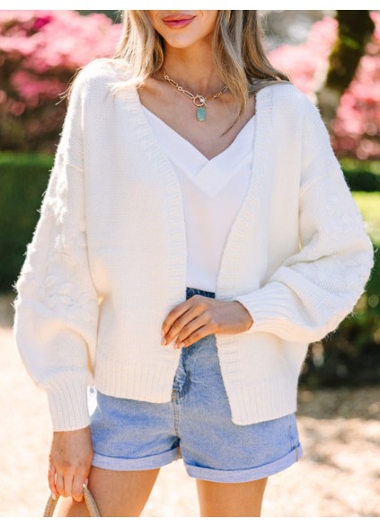 Creamy white V-neck cardigan
