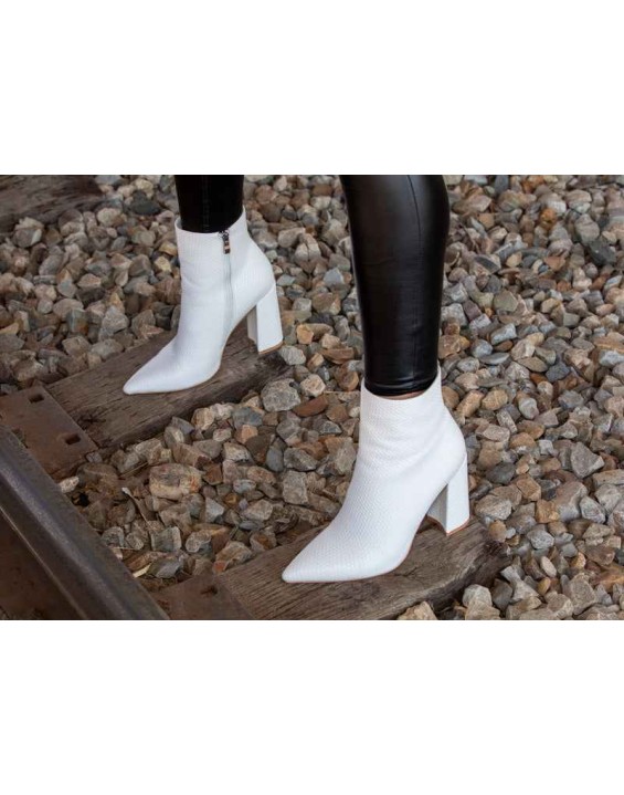 White Woven Pattern Back Zipper Squre Chunky Heel Ankle Boots