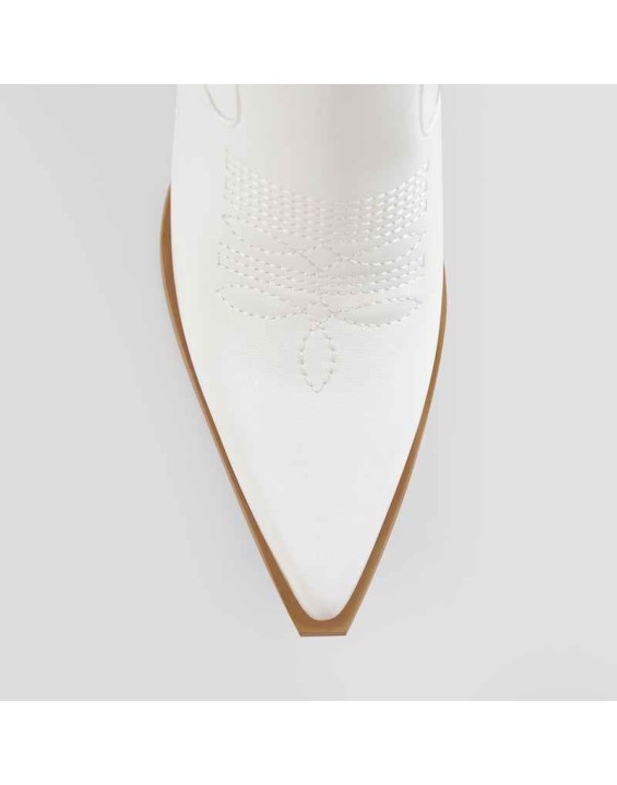 Pointed Toe Embroidery  Chunky Heel Western Boots