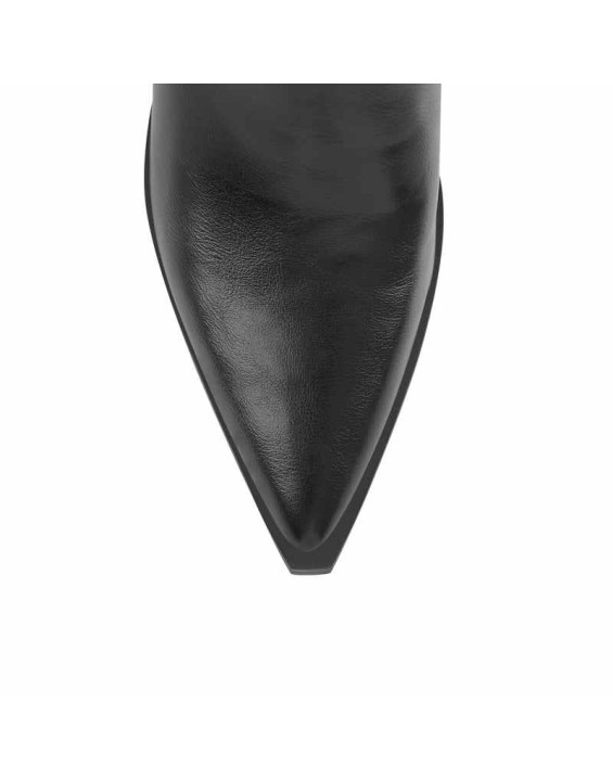 Pointed Toe Black Cowgirl Boots