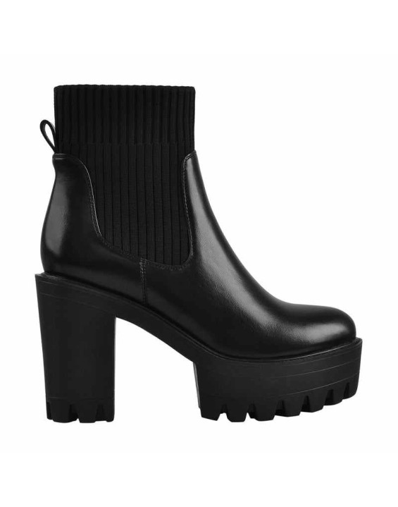Round Toe Platform Chelsea Boots