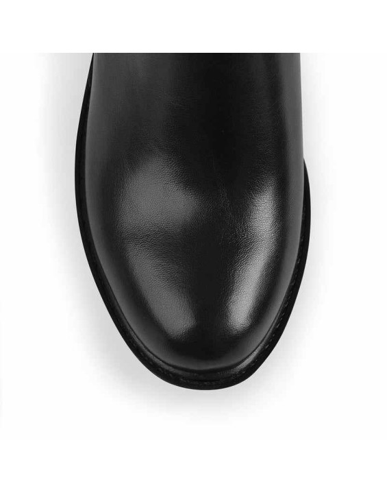 Round Toe Platform Chelsea Boots