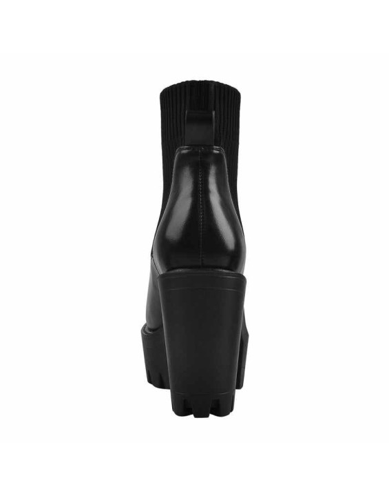 Round Toe Platform Chelsea Boots