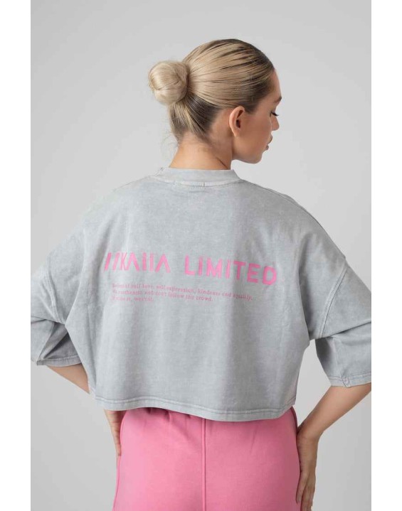 Boxy Cropped Graphic T-Shirt Acid Wash