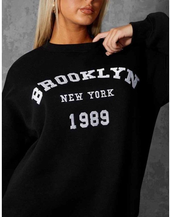 BROOKLYN SLOGAN OVERSIZED SWEATSHIRT BLACK