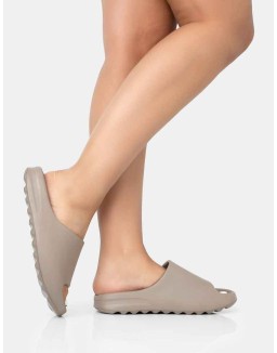 Brady Elm Rubber Flat Slider Sandals