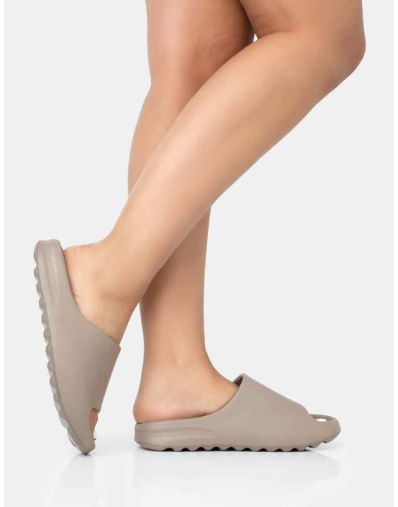 Brady Elm Rubber Flat Slider Sandals